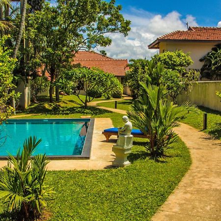 The Lagoon Villa Kurana Katunayaka Buitenkant foto