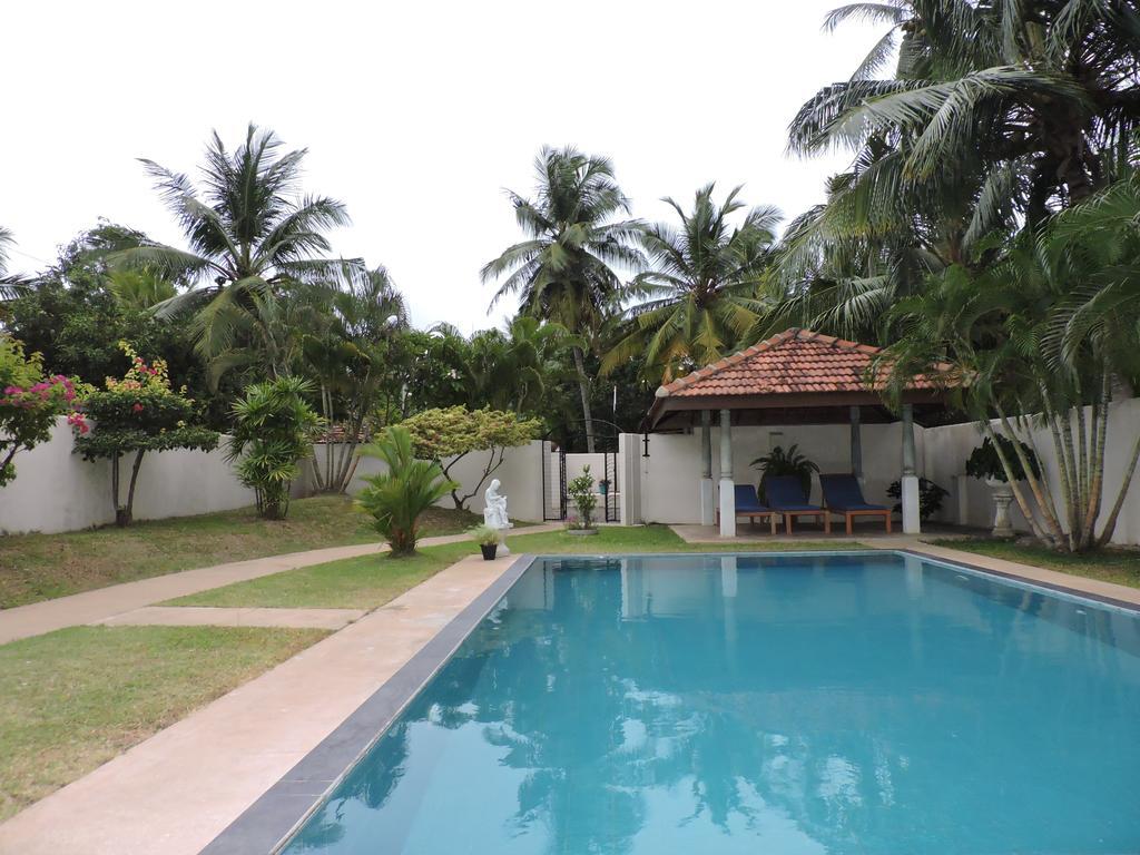 The Lagoon Villa Kurana Katunayaka Buitenkant foto